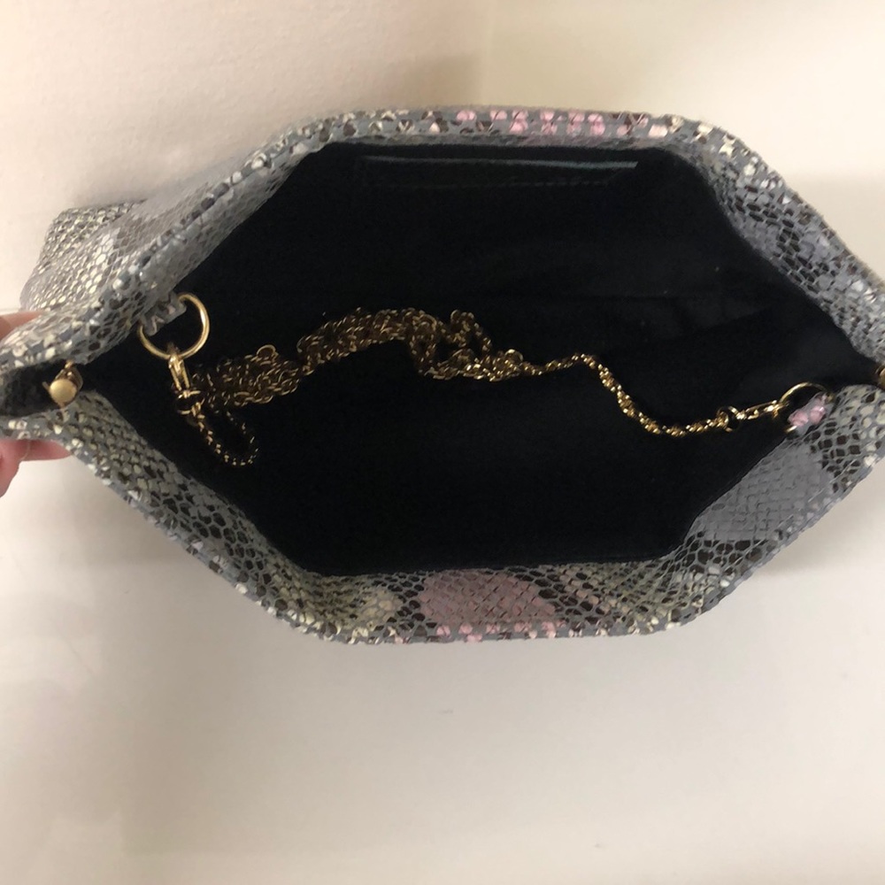 Oliveve Clutch - Picture 4 of 4
